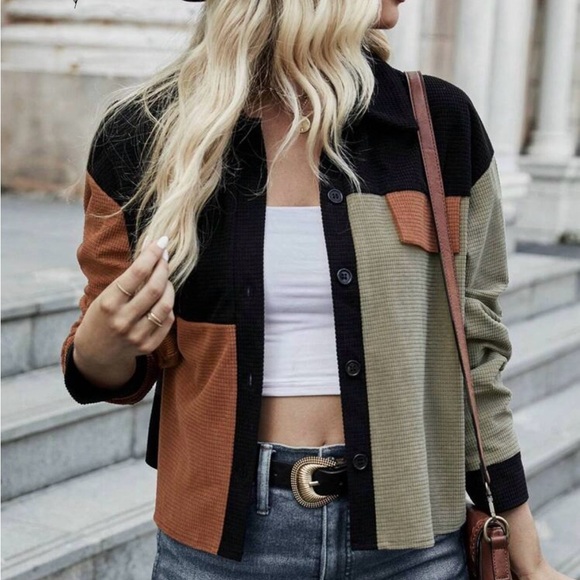 Colorblock Button-Up Jacket - Picture 2 of 3